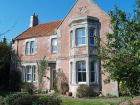 Allan Bank Guest House Eyemouth