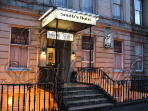 Smiths Hotel Glasgow is located about 15/20 minute walk from the Glasgow University