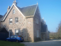 Inverness Bed & Breakfast at Lochend overlooking Loch Ness