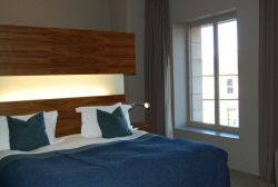 Point Hotel in Edinburgh located on Bread Street within 10 minutes walk from Princess Street, Edinburgh Castle, Grassmarket