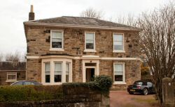Crookston Guest House Glasgow
