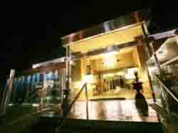 Brisbane House Hotel largs