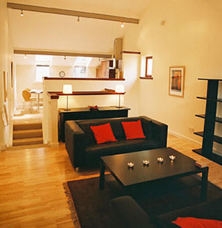 Lomond Mews Self Catering Glasgow  -   Book Online / Enquire direct with Accommodation Reception