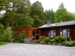 Old Pines Hotel, Spean Bridge Village